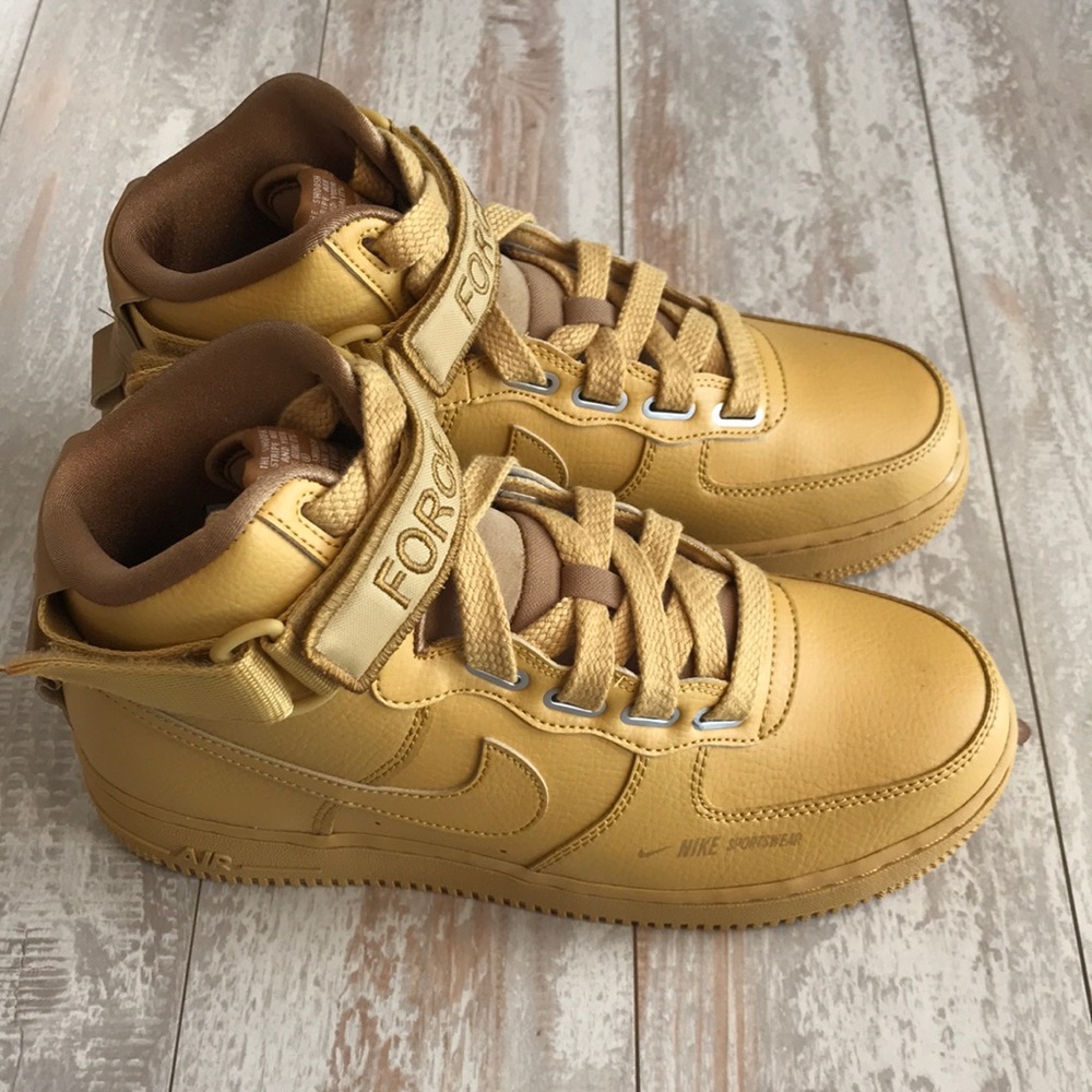 NWT Nike Air Force 1 High - Picture 6 of 8